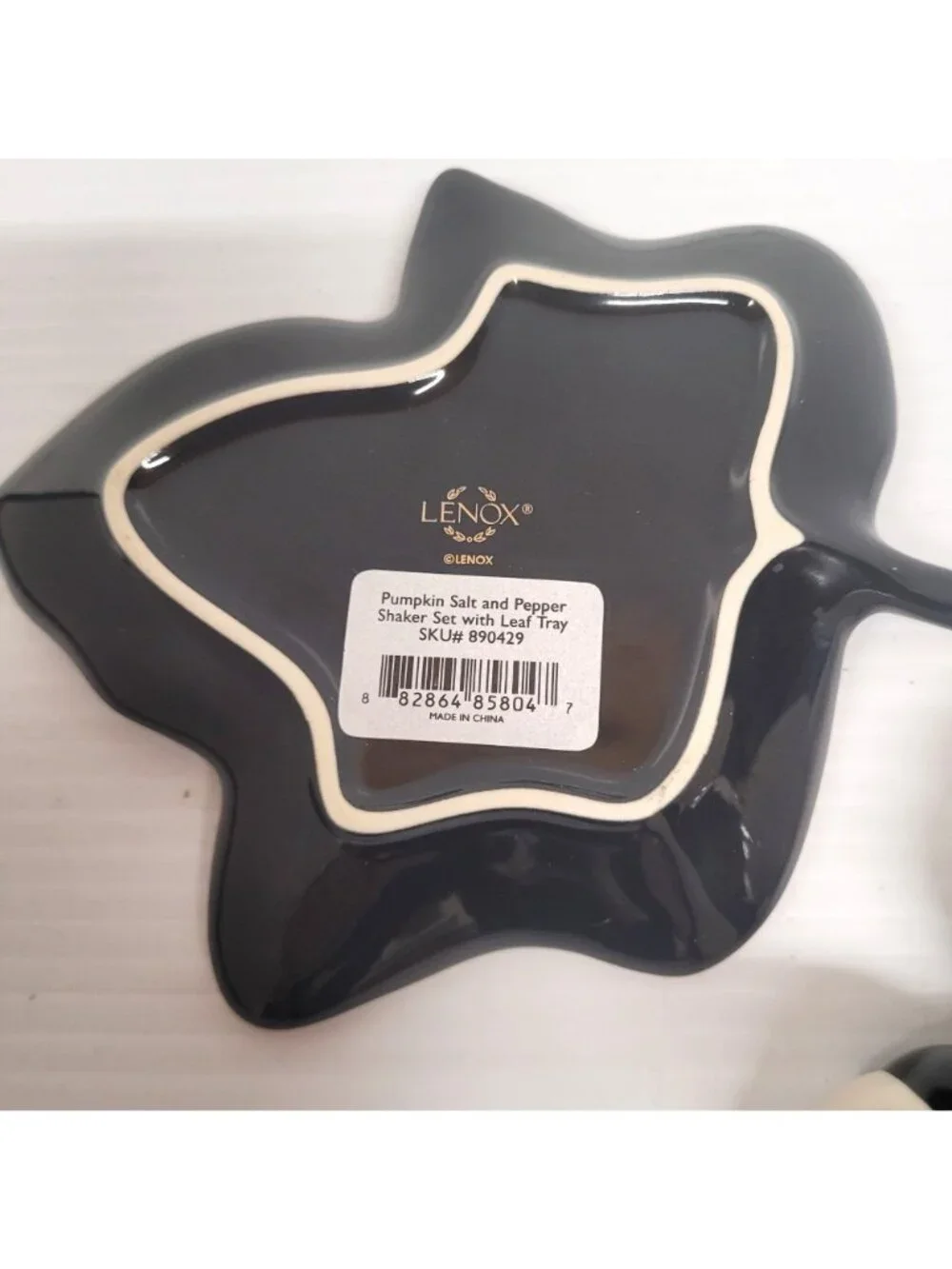 Lenox Pumpkin Gourd Salt & Pepper Shaker Set with Leaf Tray Black White Gold